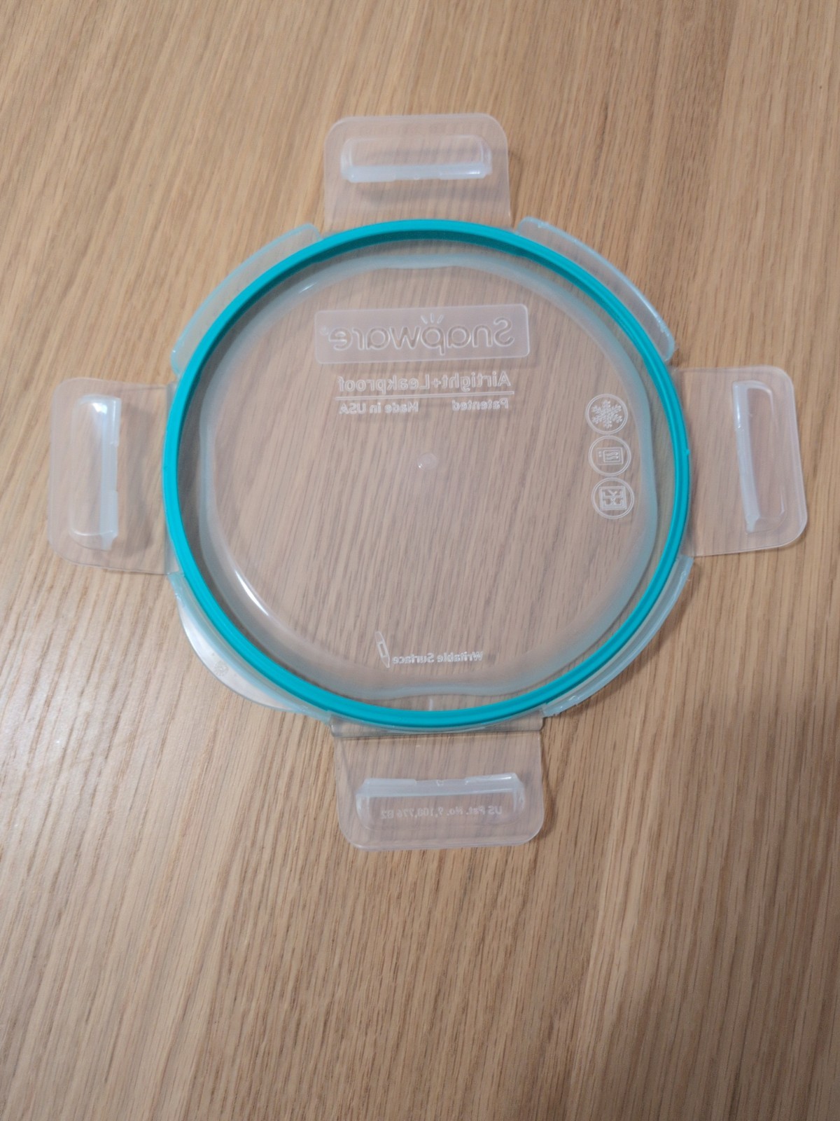 Snapware 7201R-PC 4-Cup Total Solutions Lid with Teal Gasket Made In USA