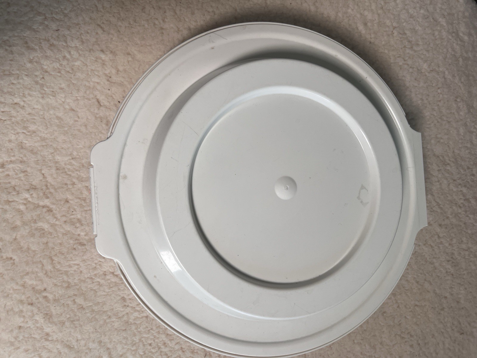 Pyrex Pie Keeper White Plastic Hinged Lid Round Food Storage Carrier 10 inch