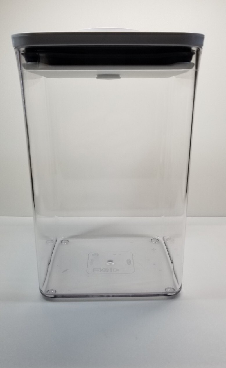 OXO Good Grips POP Clear Food Storage Container W/ Plastic White Lid 4.4Qt. 4.2L