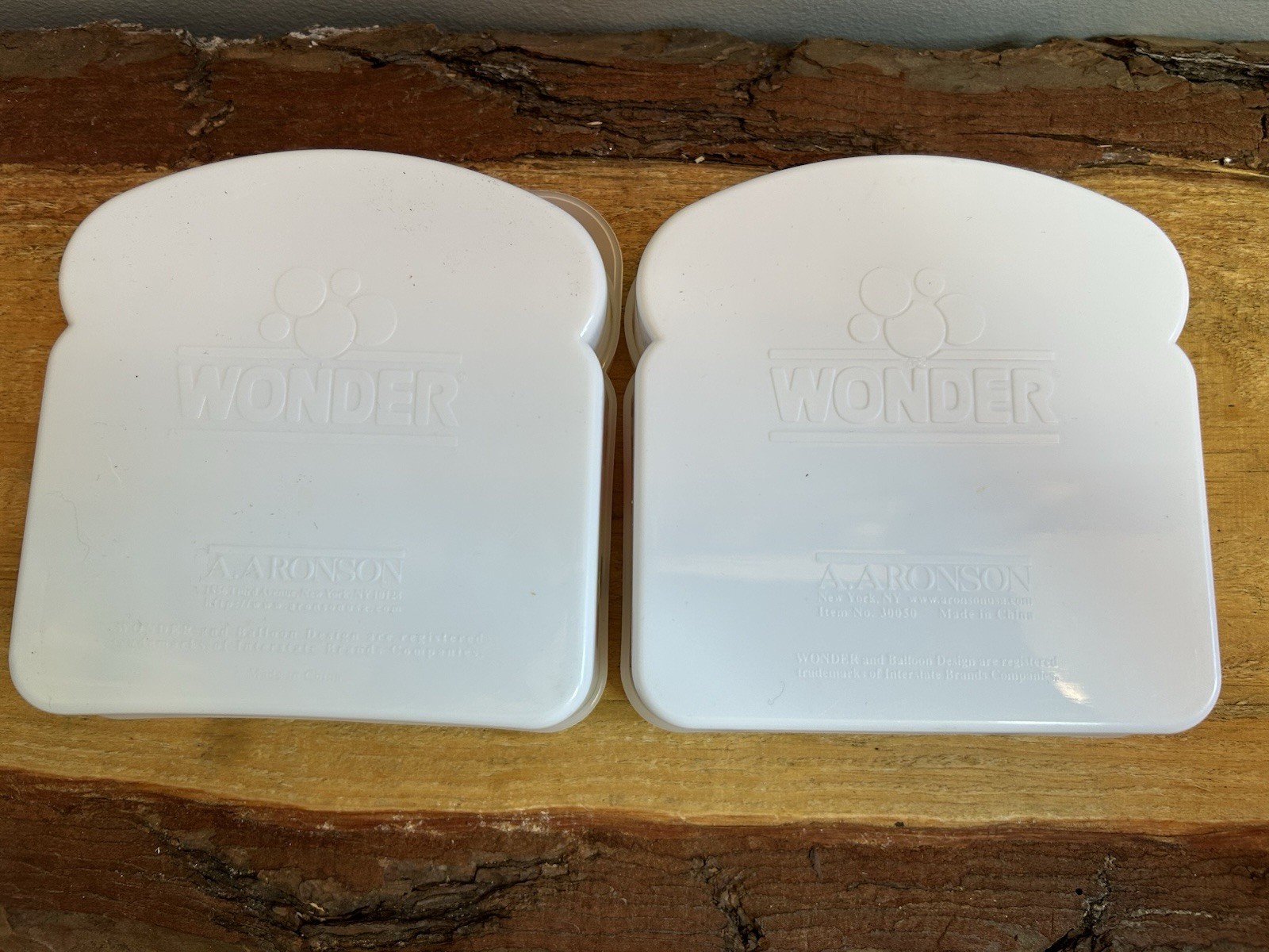 VTG, Wonder Bread,PLASTIC, Sandwich, Storage Containers. Set Of 2. Very Clean!