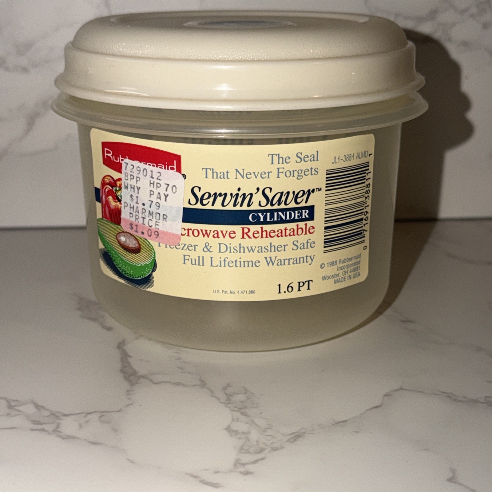 1988 Rubbermaid Servin’ Saver 3881 Cylinder Container W/ Lid 1.6PT / 3 Cups NOS