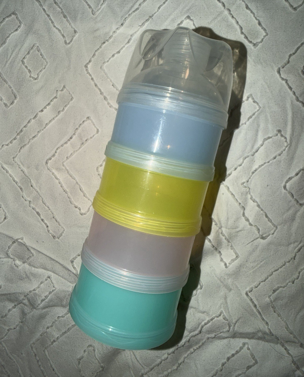 Stackable Baby Snack Container Set 4-Tier 4x2oz Plastic Snap Lid Multicolor