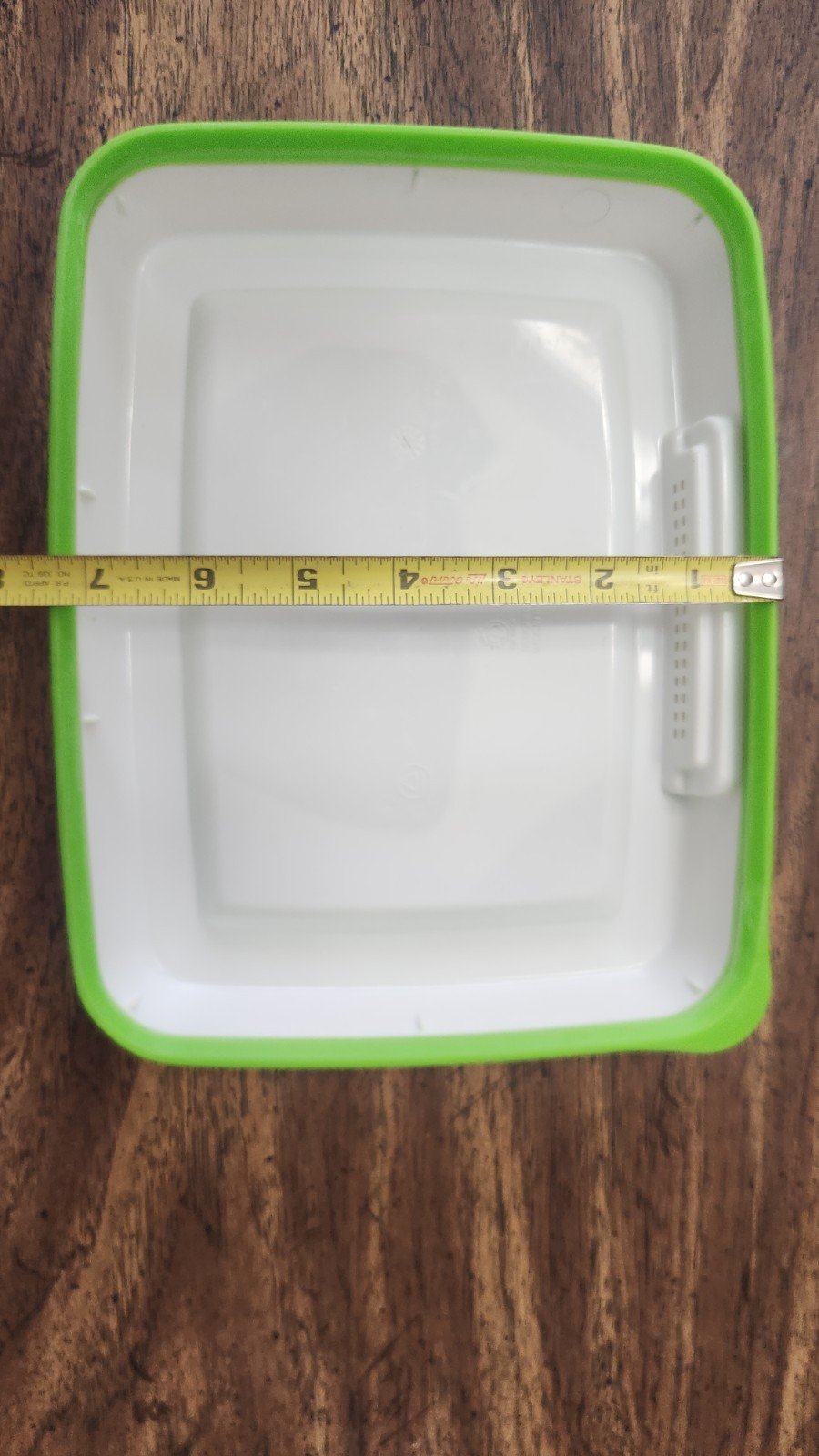 3 Rubbermaid FreshWorks 17.3c 4.1L Produce Saver Vented Food Storage Containers