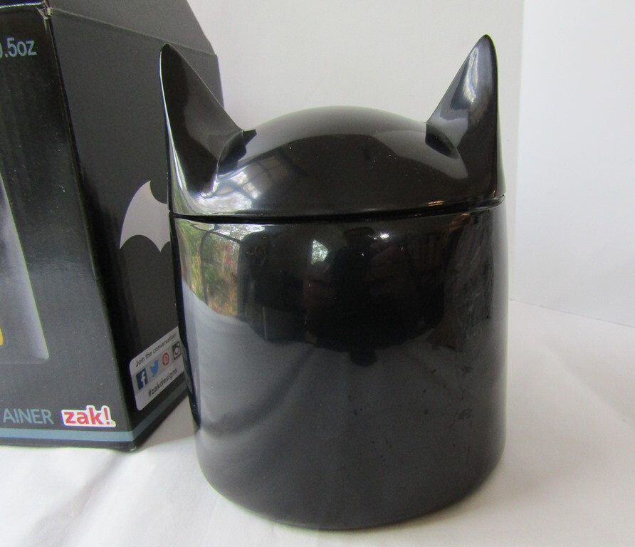 Loot Crate DC Comics Batman food container by Zak! 10.5 oz