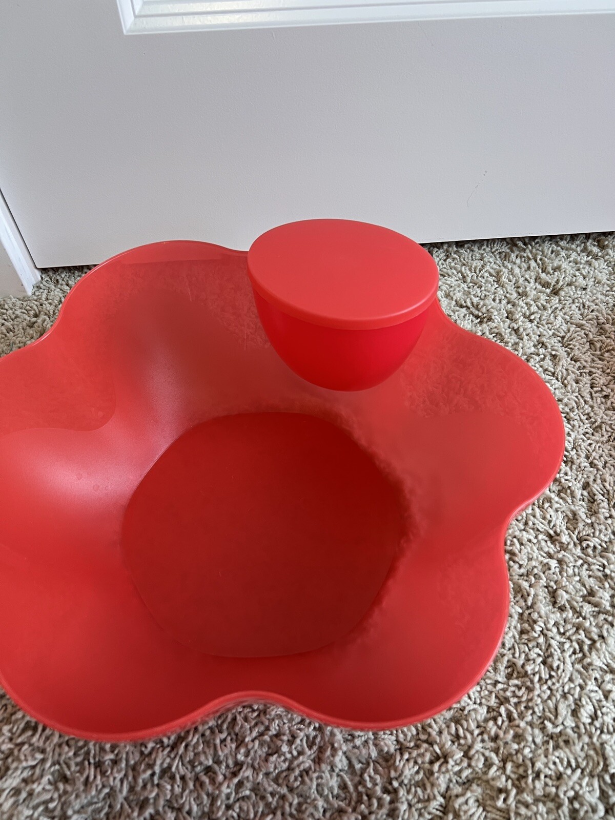 Vintage Tupperware Flower Chip Salad Bowl 4624A-2 Red Large Serving Bowl