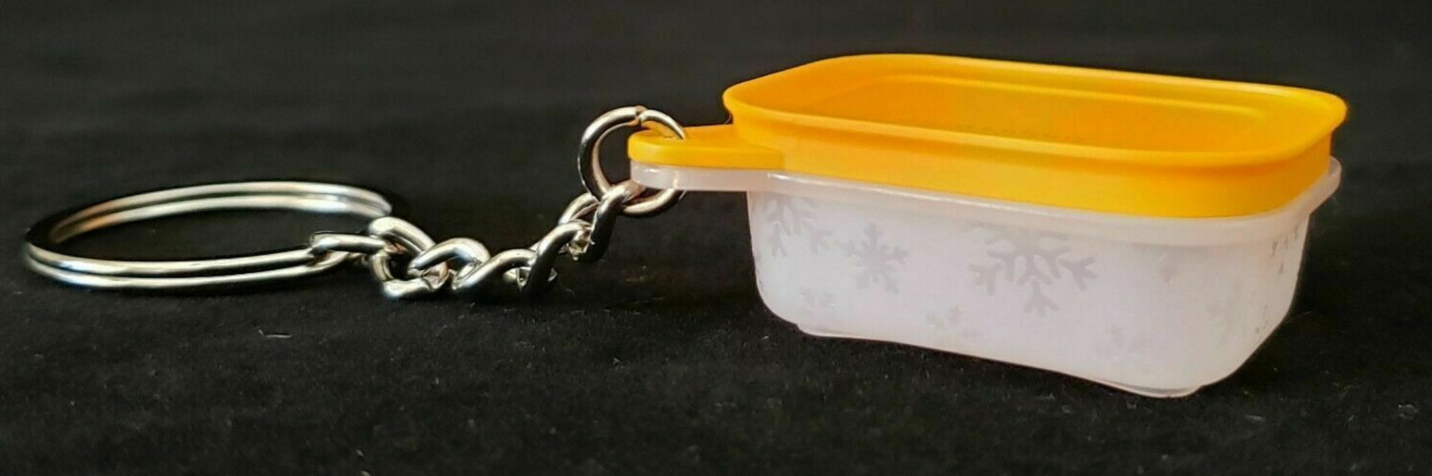 Tupperware Keychain Freezer mates Collectible Sheer Base Papaya Orange Seal New