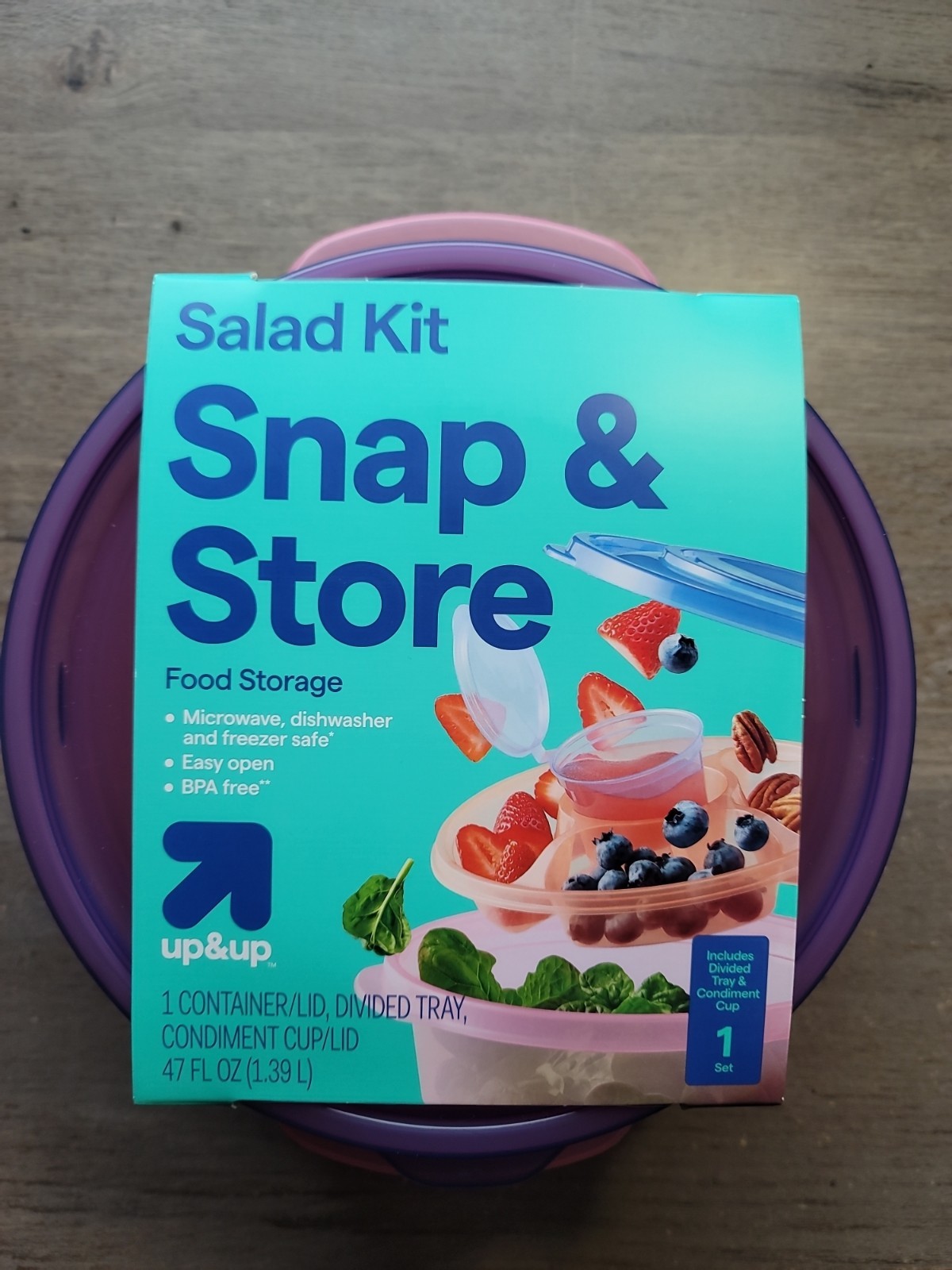 Up & Up Snap & Store Food Container with Divided Tray and Condiment Cup & Lid