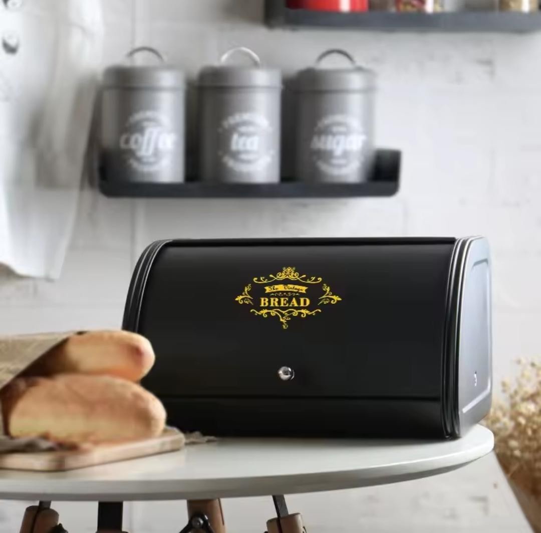 Food storage box and organizer suitable for the kitchen and office