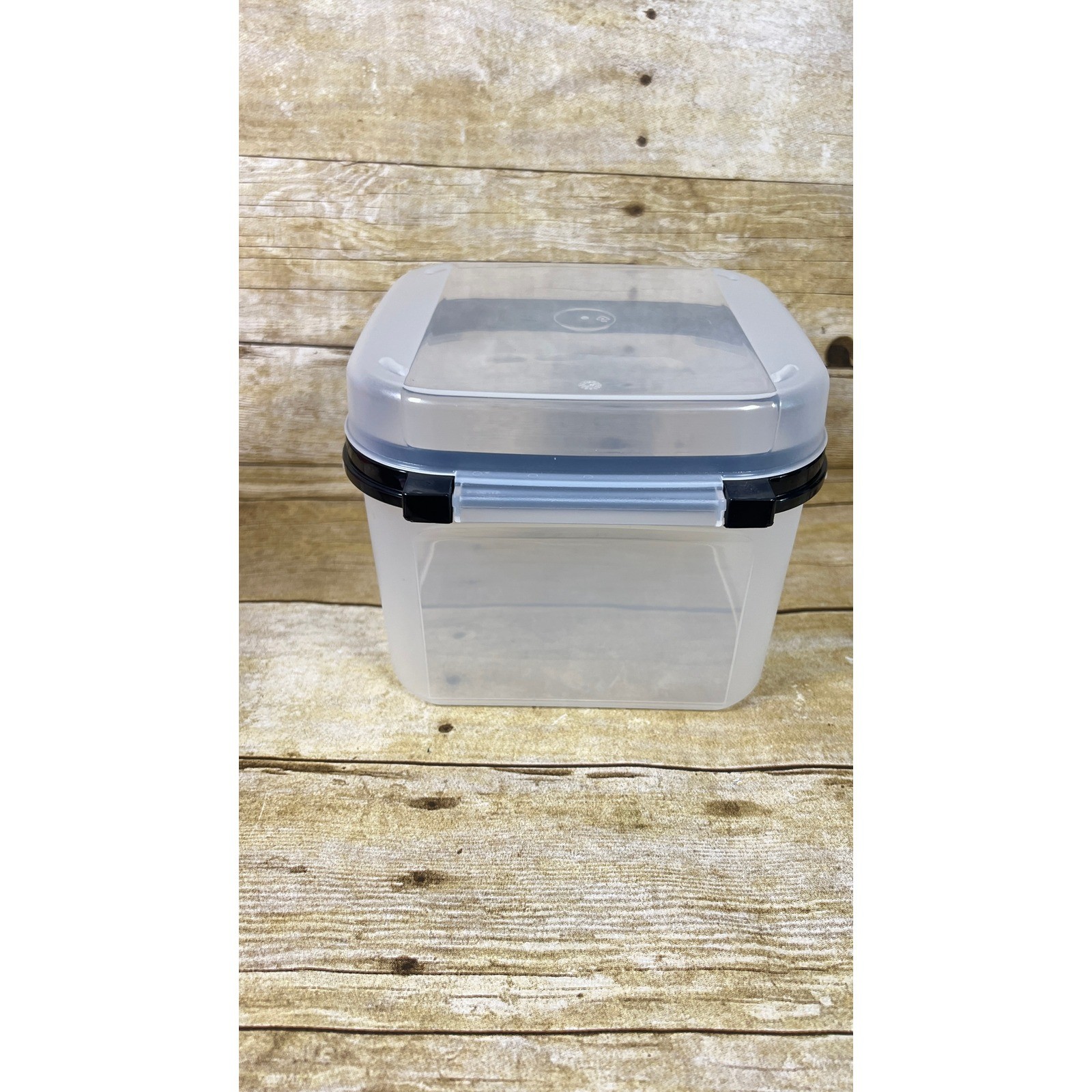 Tupperware Modular Mates Square Signature Line Container #2 Hinged Lid Clear New