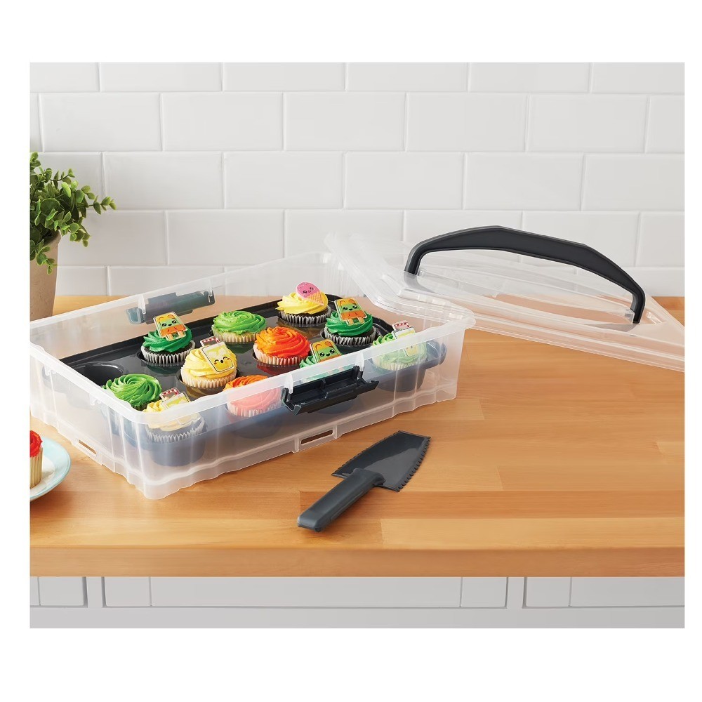 Dessert Carrier, Rectangular Design, Clear Plastic with Dark Gray Handle and
