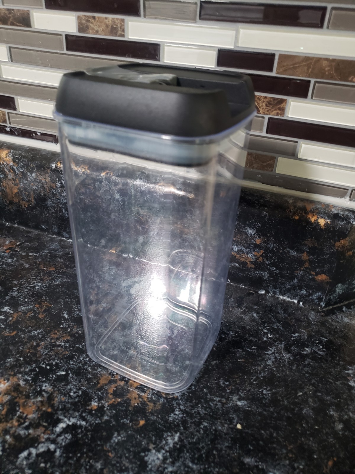 42.3 Oz Kitchen Food Container – Durable, Airtight, and Leak-Proof