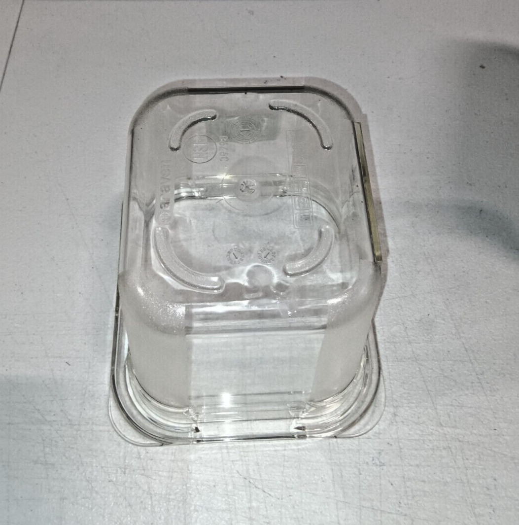 ARAVEN GN 1/6 h.150mm / 6″ 2,15 l./ 2,2qt Polycarbonate container without lid