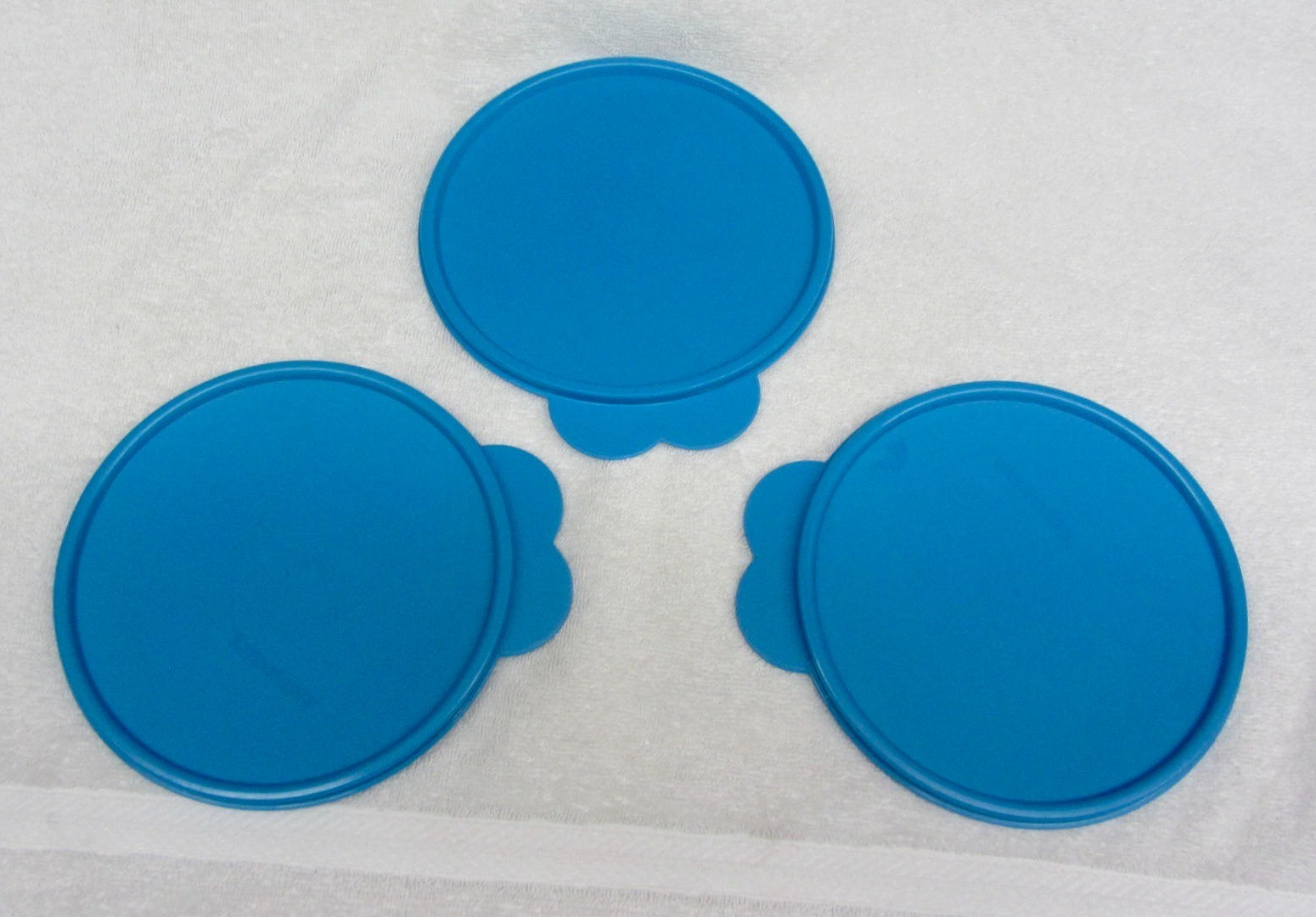 3 Big Wonders Tupperware 700ml 3 Cups Food Storage Containers 3673A BLUE LID