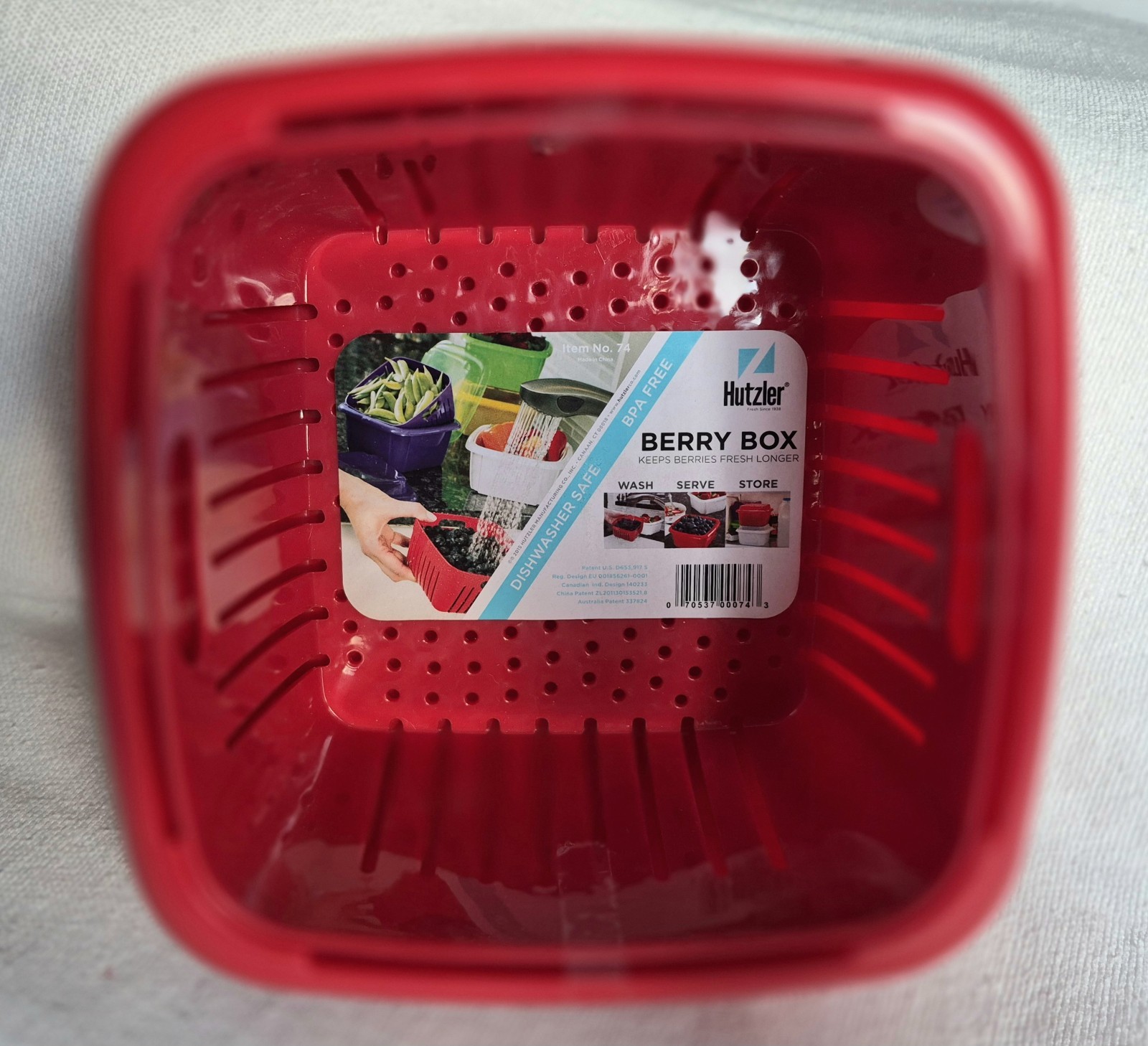 2 X Hutzler 3 in 1 Berry Box Produce Keeper, Quart Size, Red and Blue