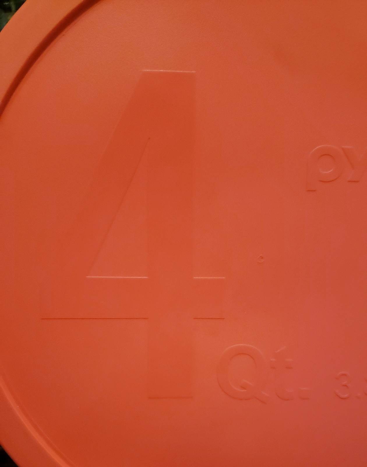 Pyrex 326-PC Red 4Qt 3.8 L Round Plastic Storage Lid Cover for Glass Mixing Bowl