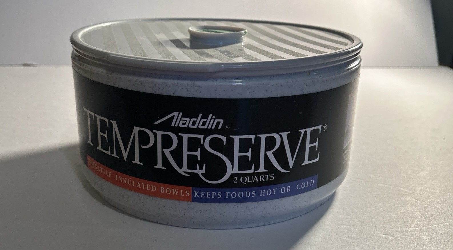 Aladdin Tempreserve Round Casserole Insulated Bowl Dish 2 Quart ISB64 8” Round