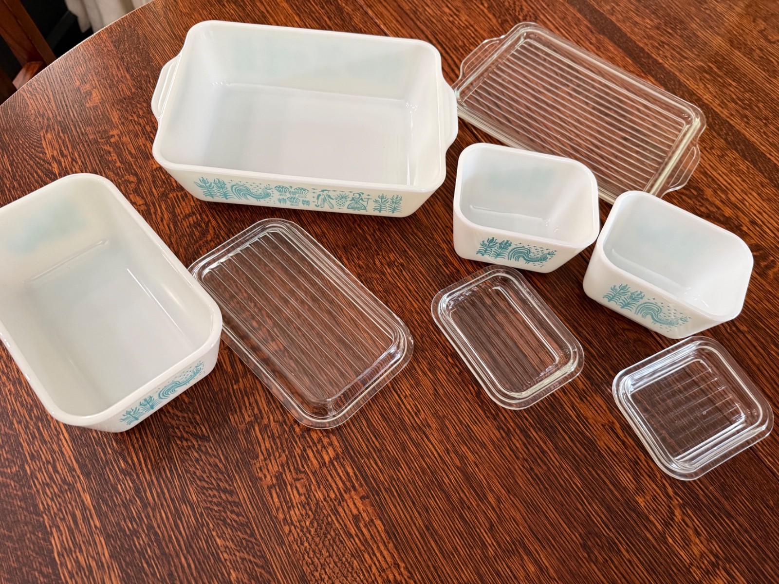 Complete Set of Butterprint Amish Fridgies, Vintage