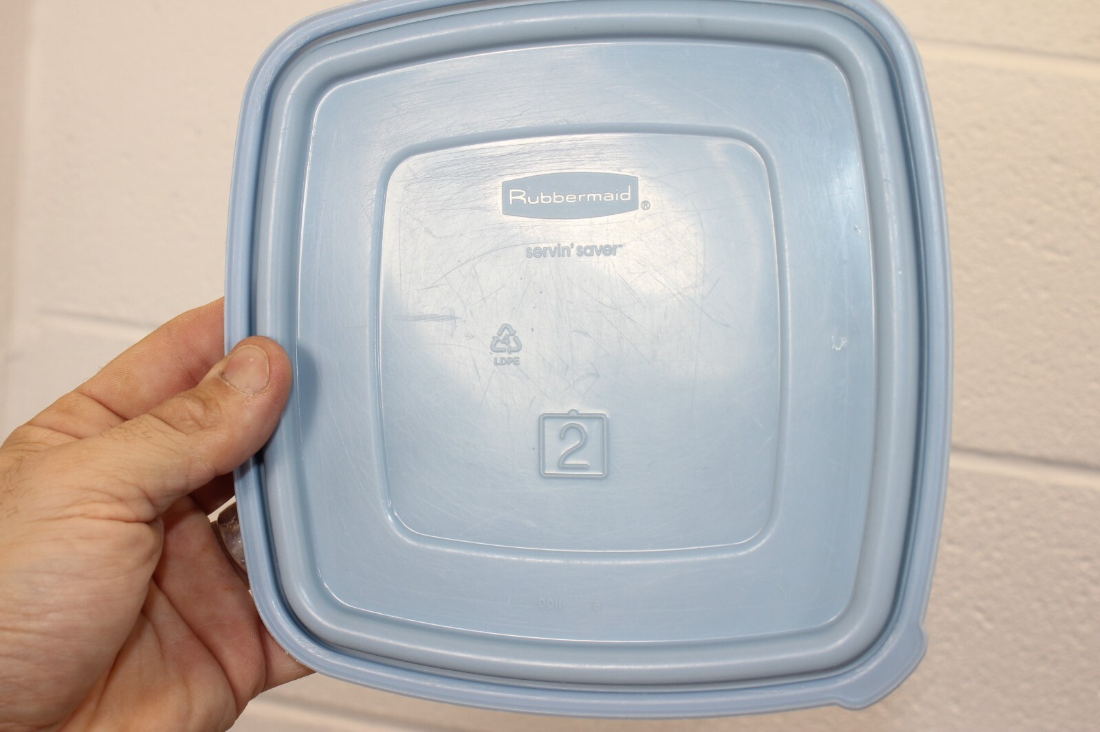 Rubbermaid 8.5″ Servin Saver Square #3 BLUE Replacement Snap Lid Seal 0013 GUC