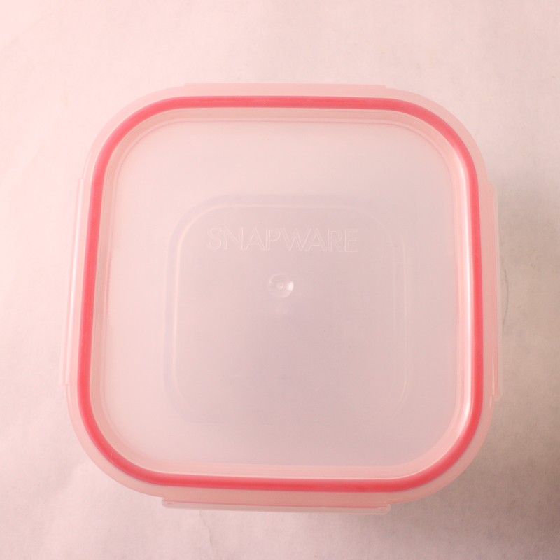 Lot of 3 Snapware Food Storage Containers Red Lids 0.5 Cups and 1.25 Cups