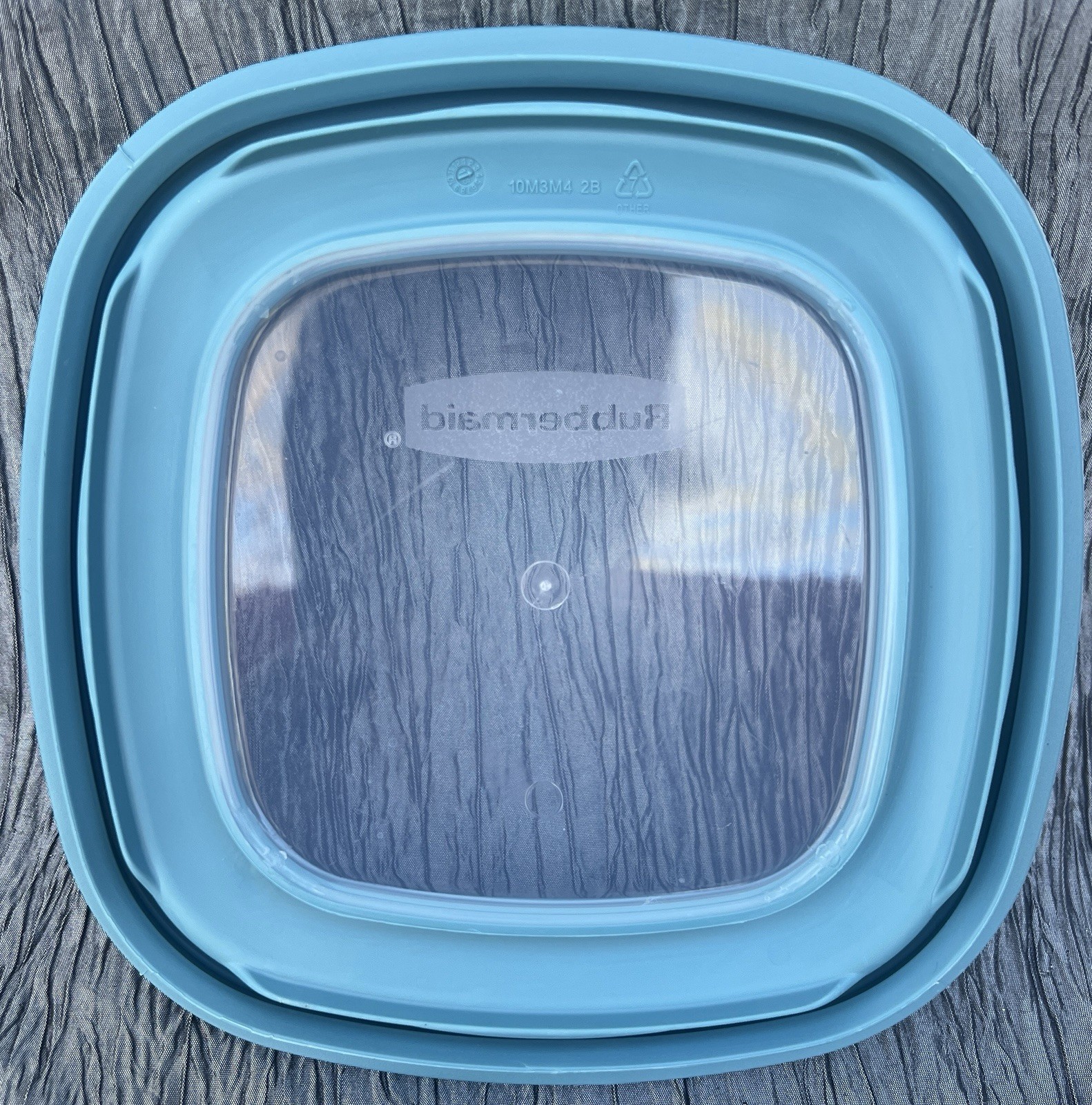 Rubbermaid Premier 7″ Replacement square Lid only 10M3M4 Teal Blue w/ window