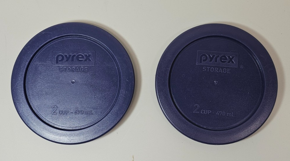 Pyrex Plastic Replacement Dark Blue Lids 7201, 7401, 7200, 7202 Lot of 5