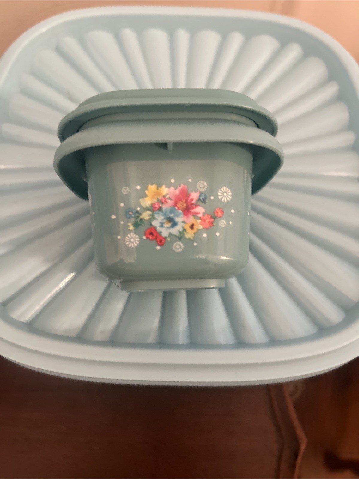 Pioneer Woman 8-Piece Sweet Rose Floral Blue Food Storage Containers