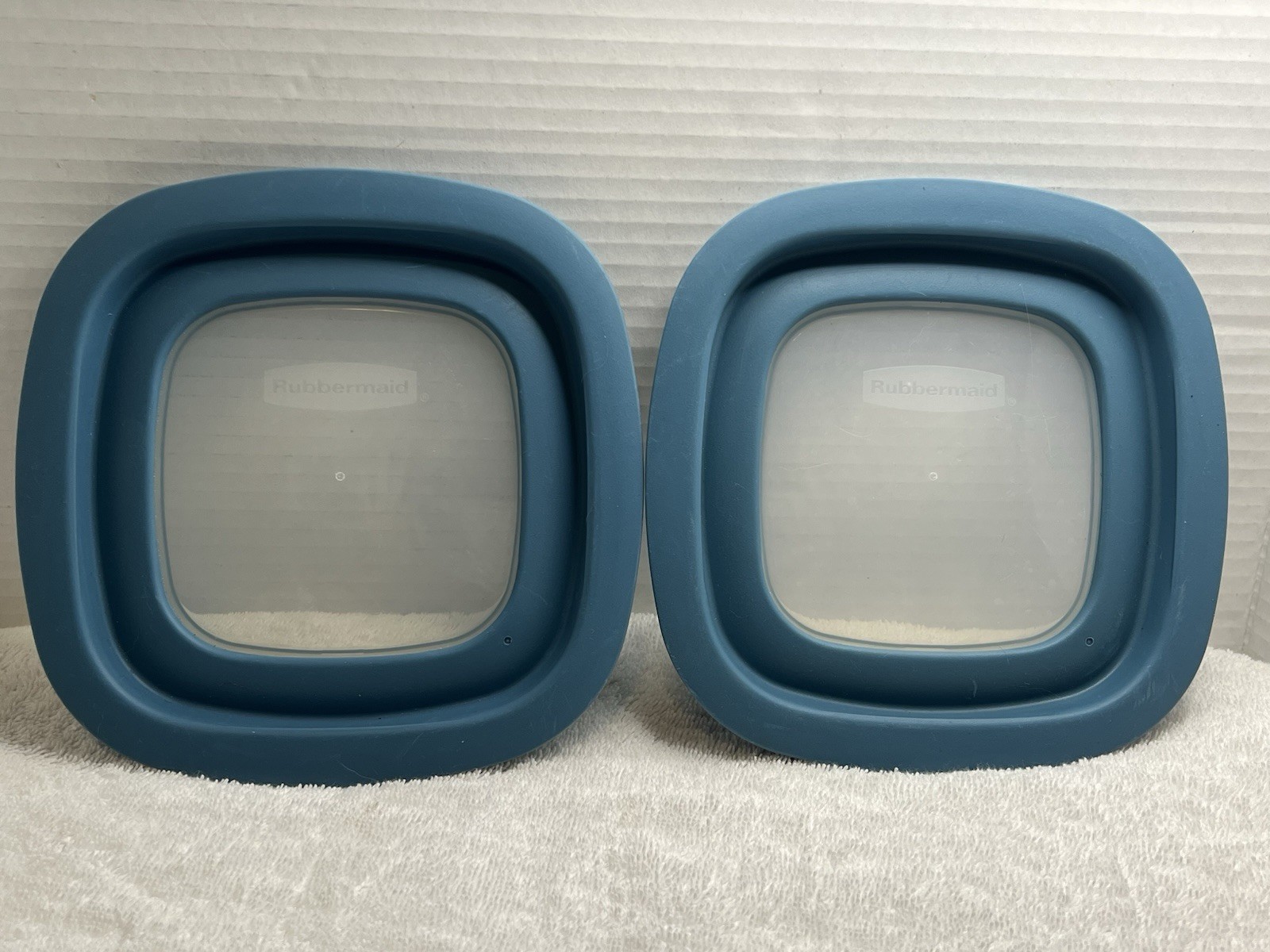 Rubbermaid Premier Square Blue Food Storage Replacement Lid 10M3M4/10M1M2