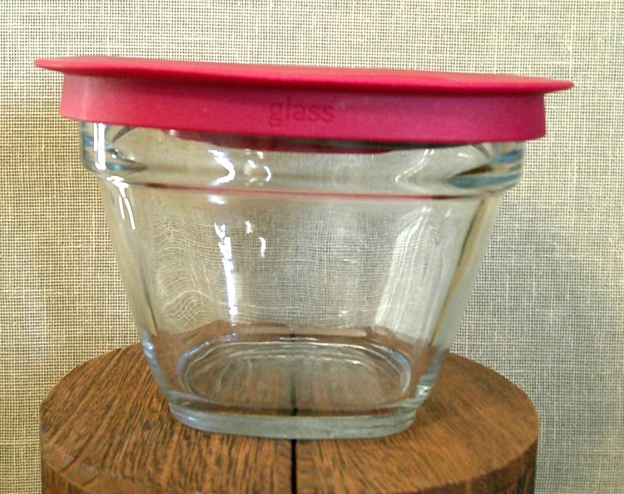 Rubbermaid Easy Find Lids Glass 1.5 cup Food Storage Container
