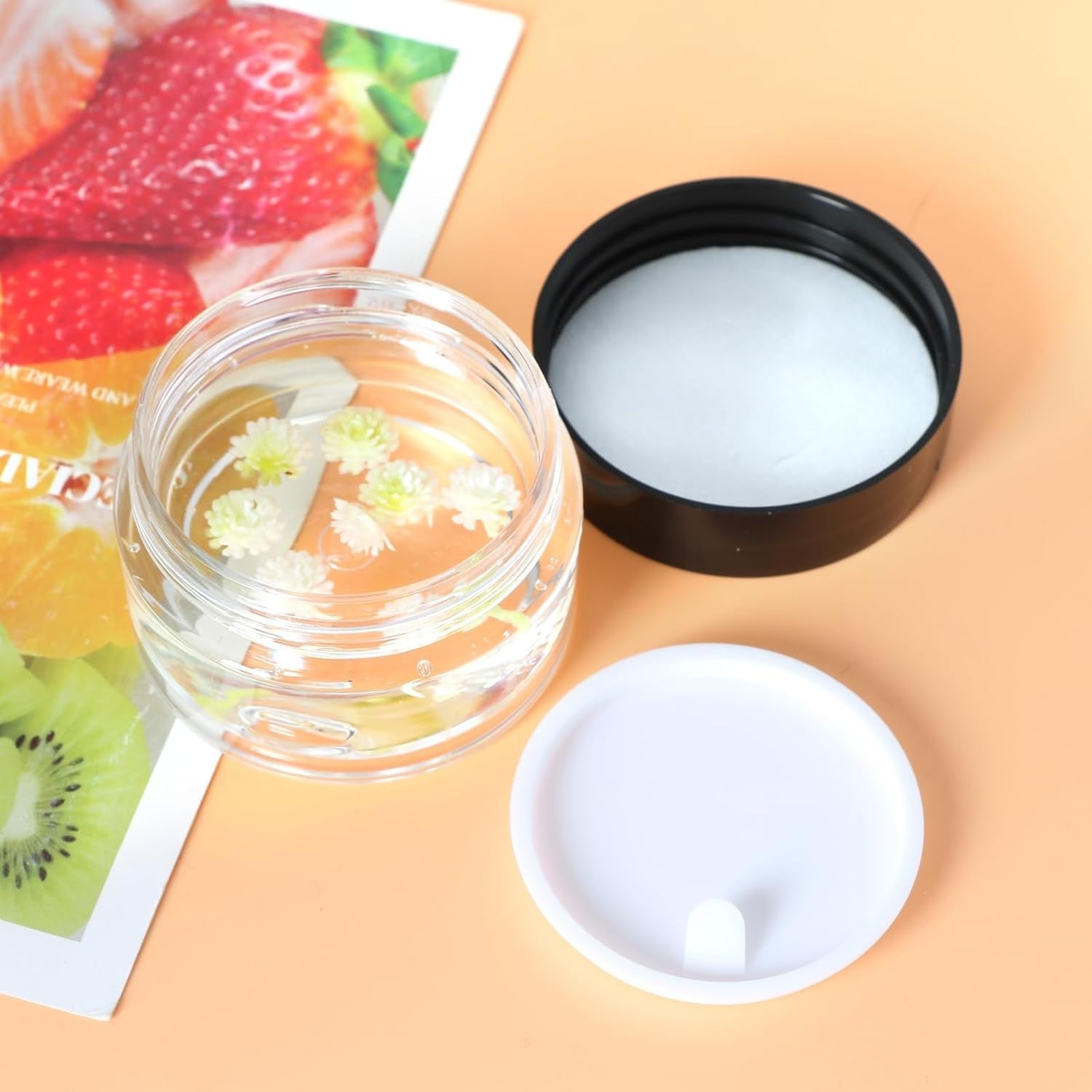 20 Pack 1oz Plastic Containers with Lids, Jars with Lids