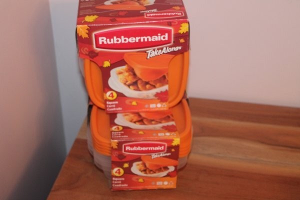 VTG 2 sets NEW Rubbermaid Take Alongs 4 square containers w EZ open Orange lids
