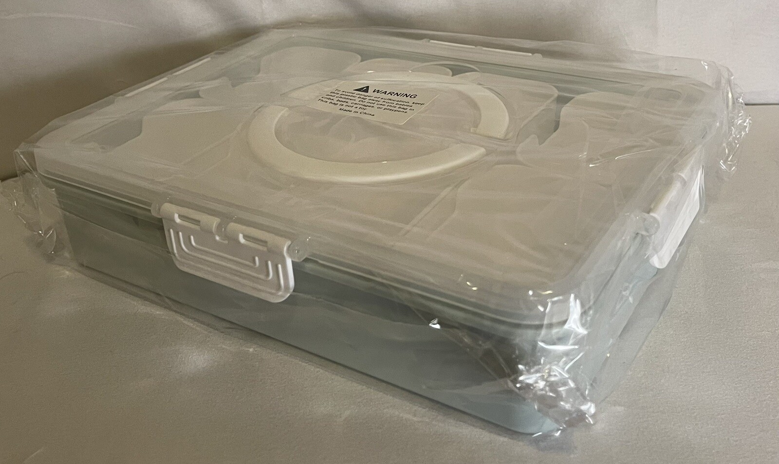 Snack Box Divided with 8 Removable Sections, Attaching Lid With Handle