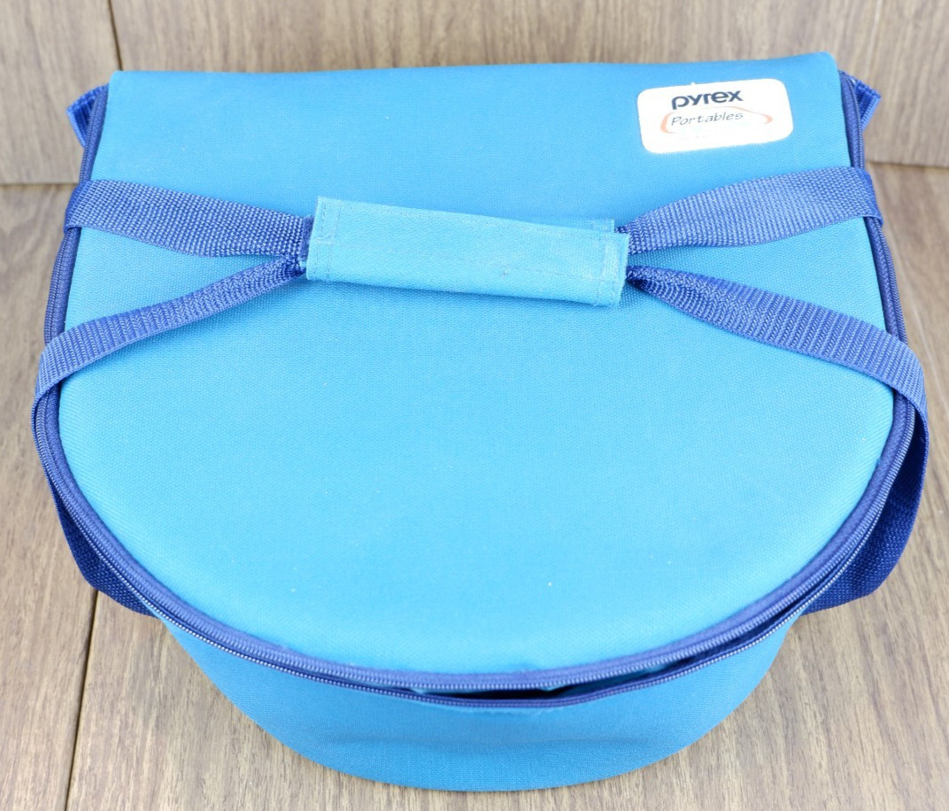 Pyrex Portable Travel Bag Hot/Cold Insulated Case – Complete w/4.5 QT Bowl & Lid