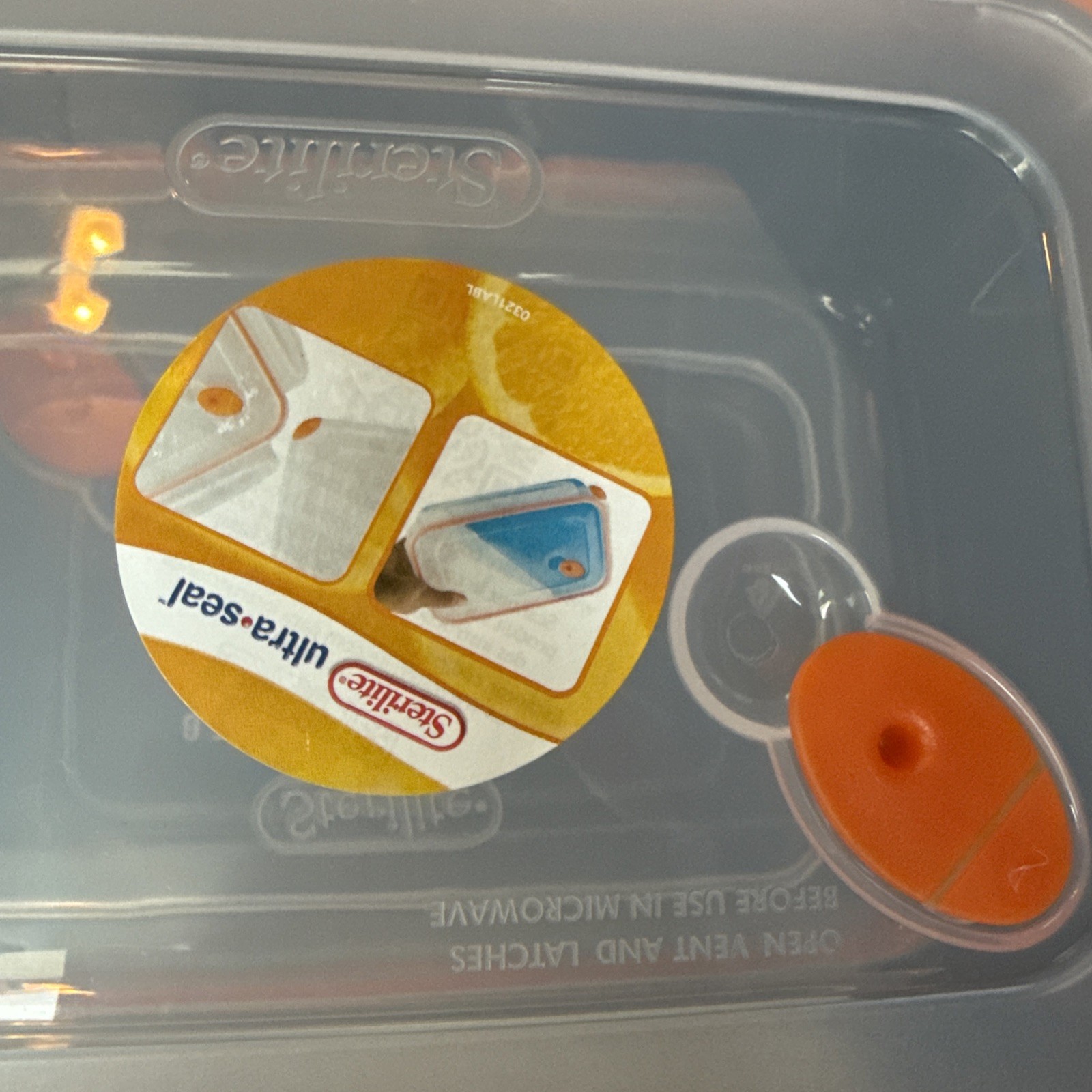 2 Sterilite Ultra-Seal Food Container BTAND NEW Clear/Tangerine 8.3 Cups, 2 Lids