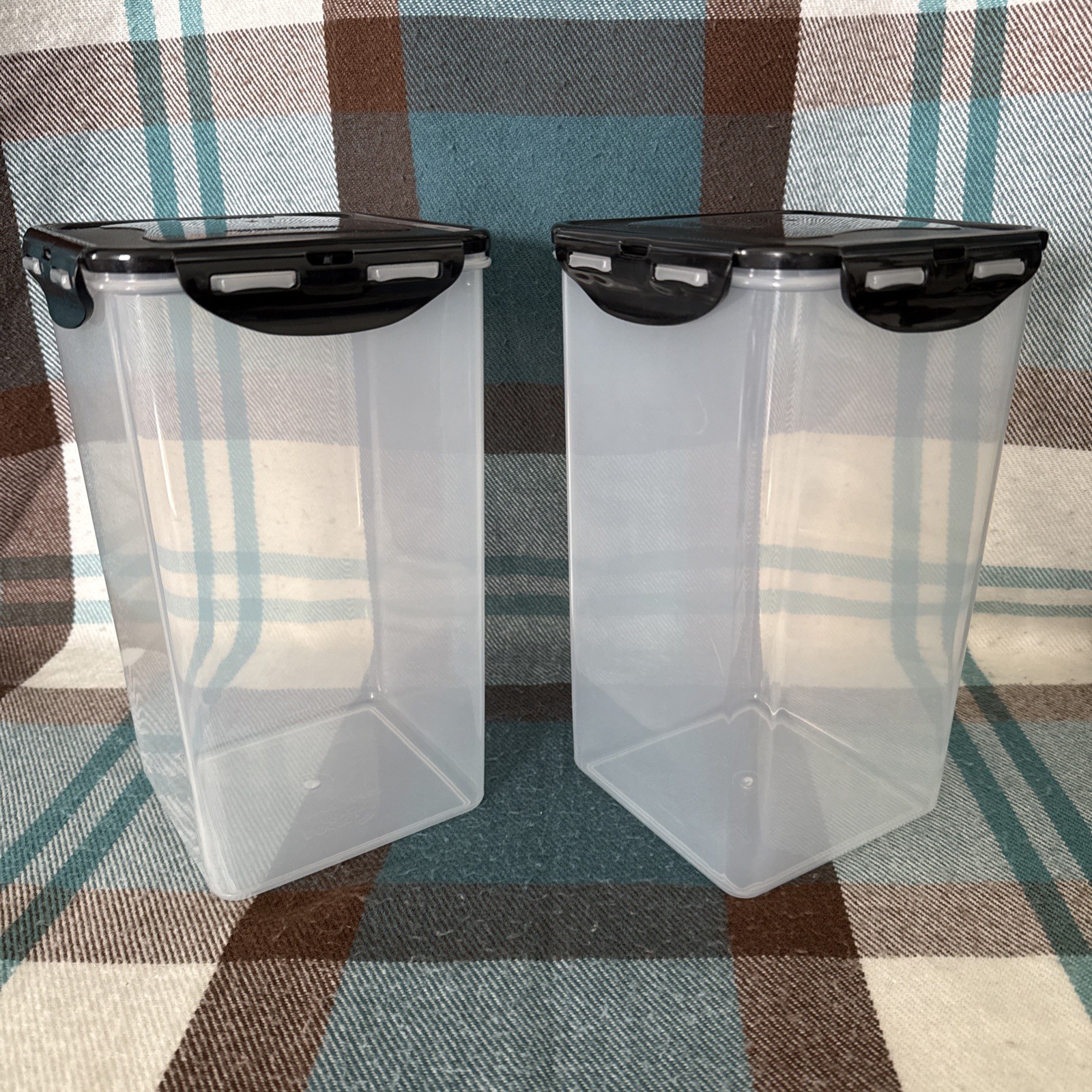 LocknLock Square Plastic Food Storage, 4L, Set of 2, Clear/Black (HPL822R x 2)