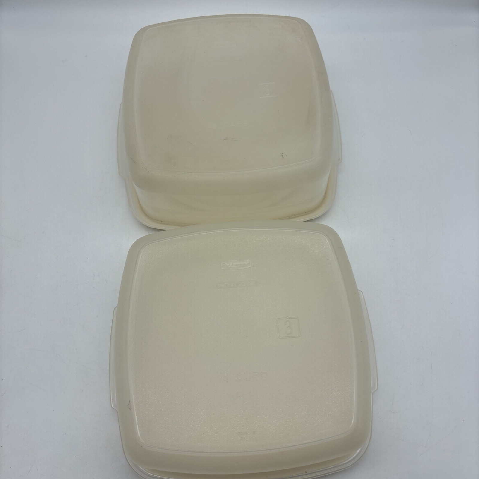 SET OF 12 – VTG. RUBBERMAID SERVIN SAVER – CONTAINERS & LIDS Mult Size Shape