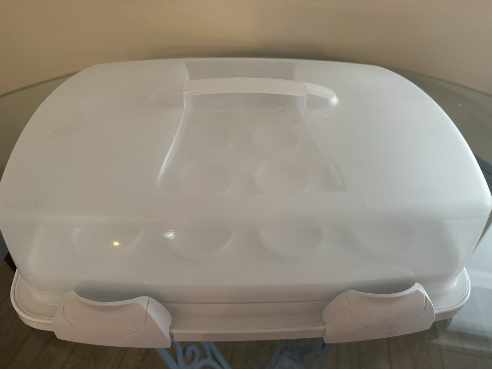 Wilton THE ULTIMATE 3 in 1 CADDY Cake Cupcake Holder Carrying Case Gently Used
