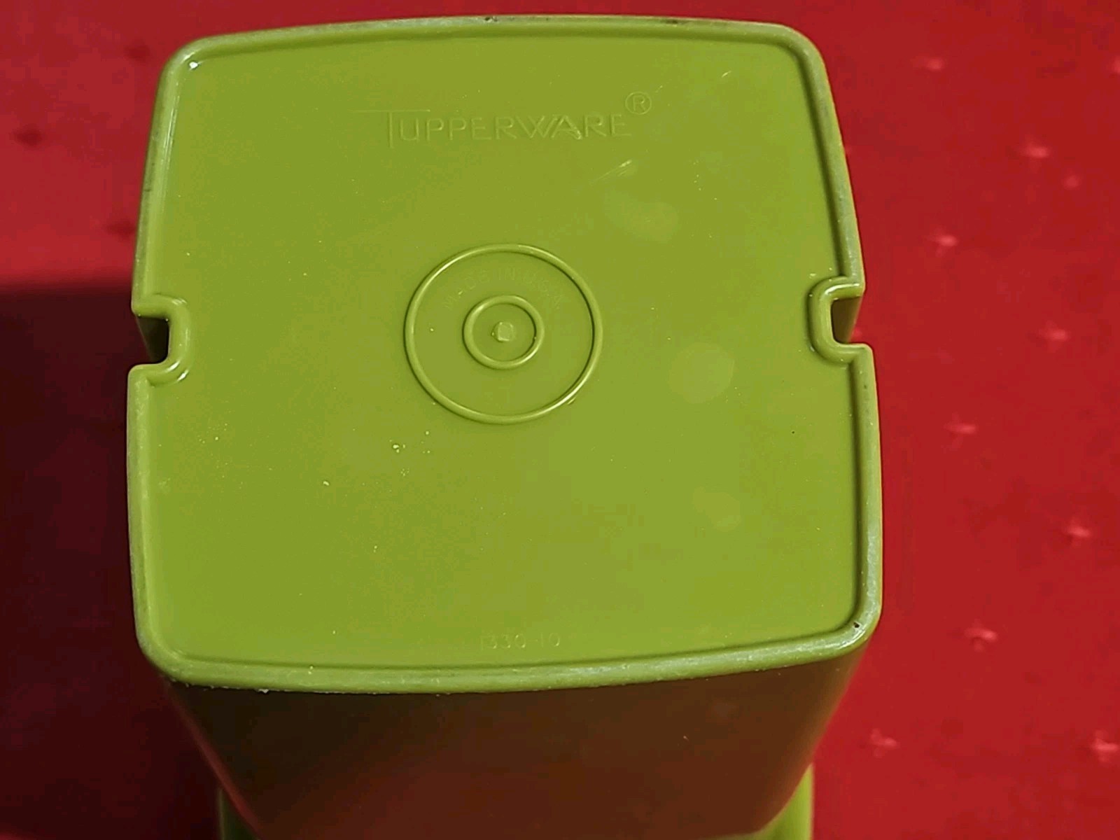 Tupperware Vintage Lot 2 Storage Container w Lids Avacado Green w/Press Insert