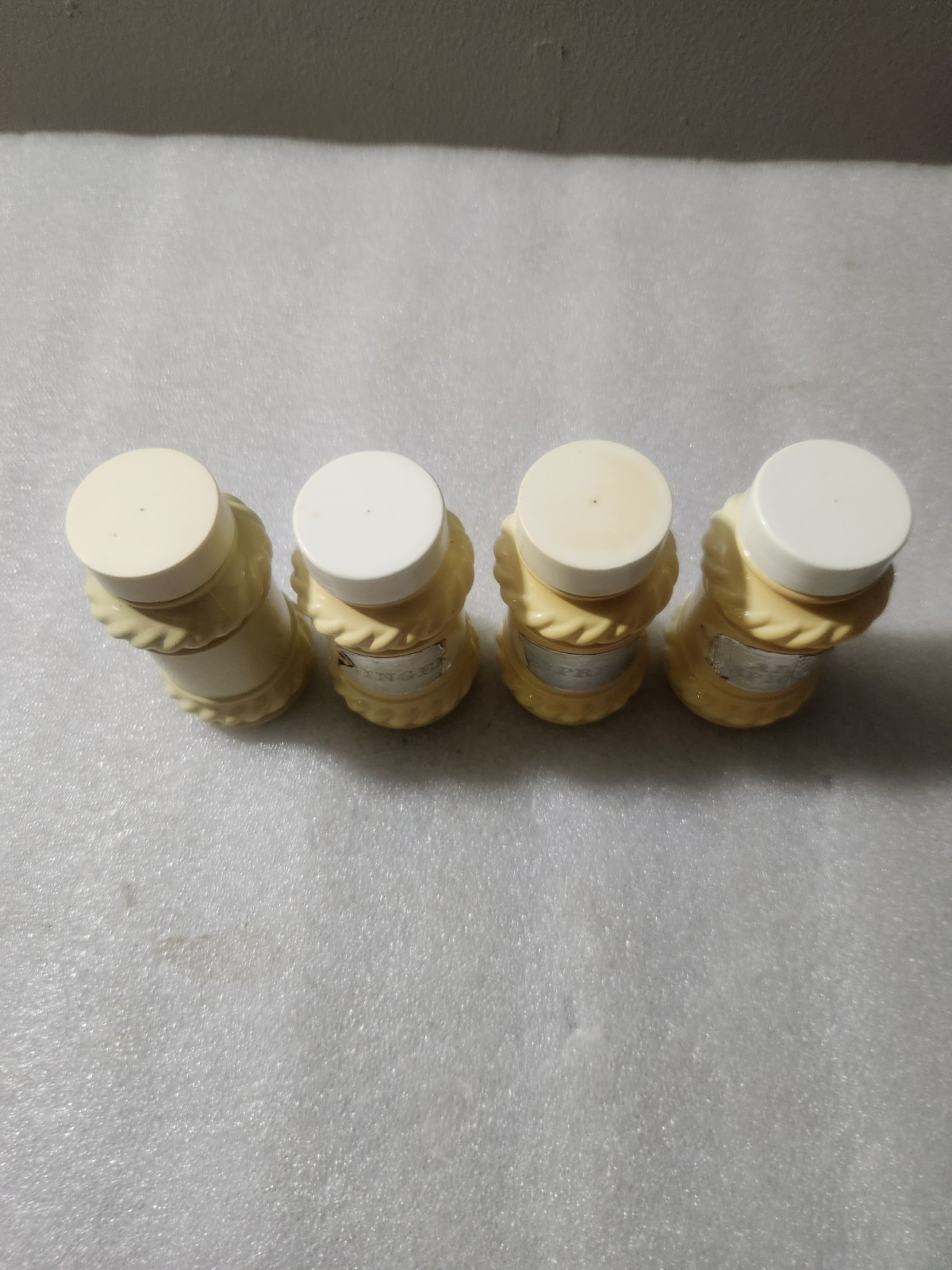 4 Vintage Plastic Kitchen Spices Bottles • Ginger – All Spice – Paprika – Blank