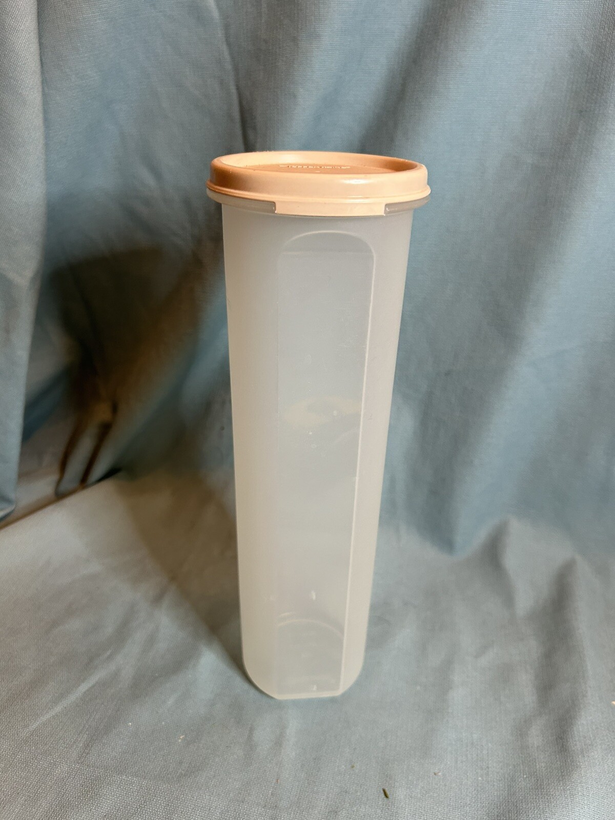 Vintage Tupperware 22 oz Pink Seal Modular Mate