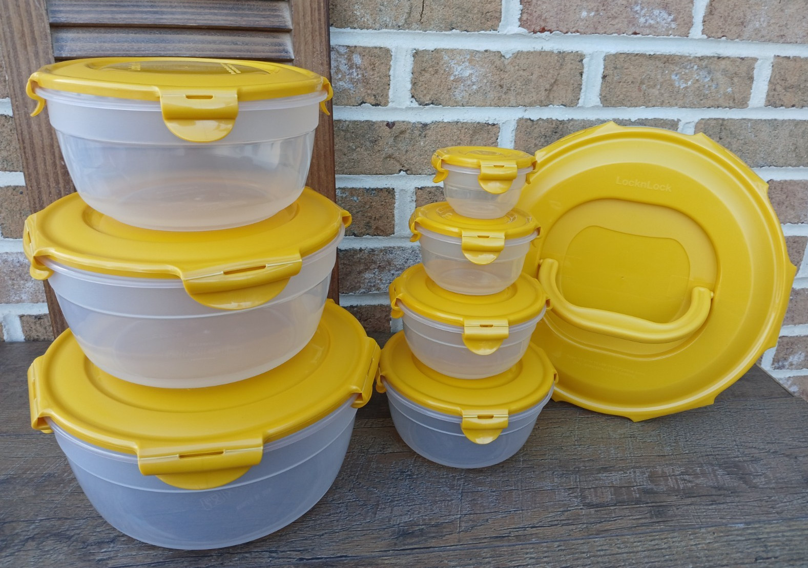 Lock N Lock Food Storage Containers Nestable Bowl Set 8 w Sunflower Yellow Lids