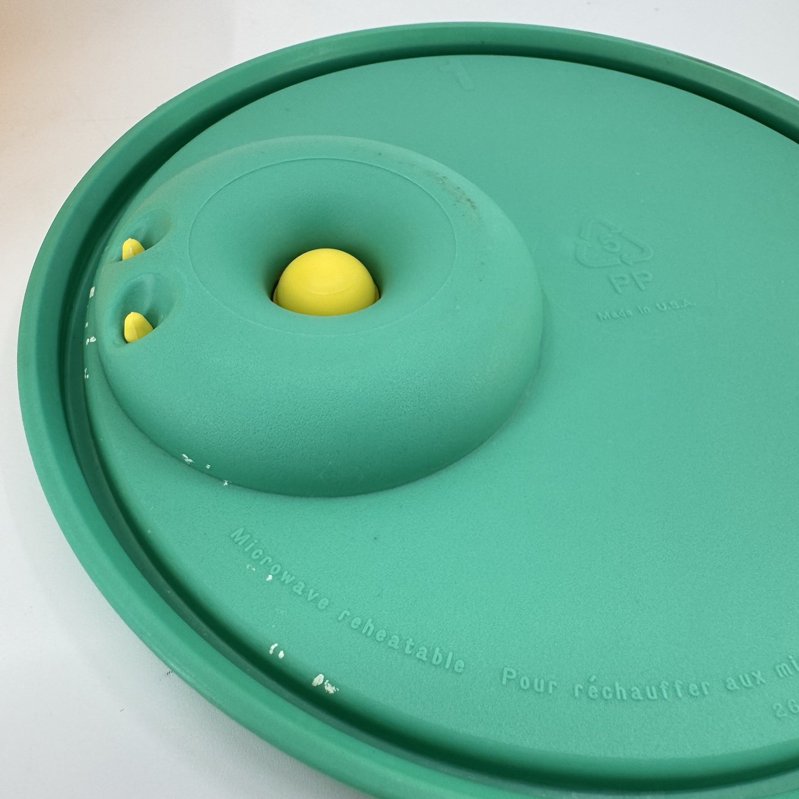Vintage Tupperware Yellow 6 Inch Bowl #234-19 & Crystalwave Vent Lid 2648-A