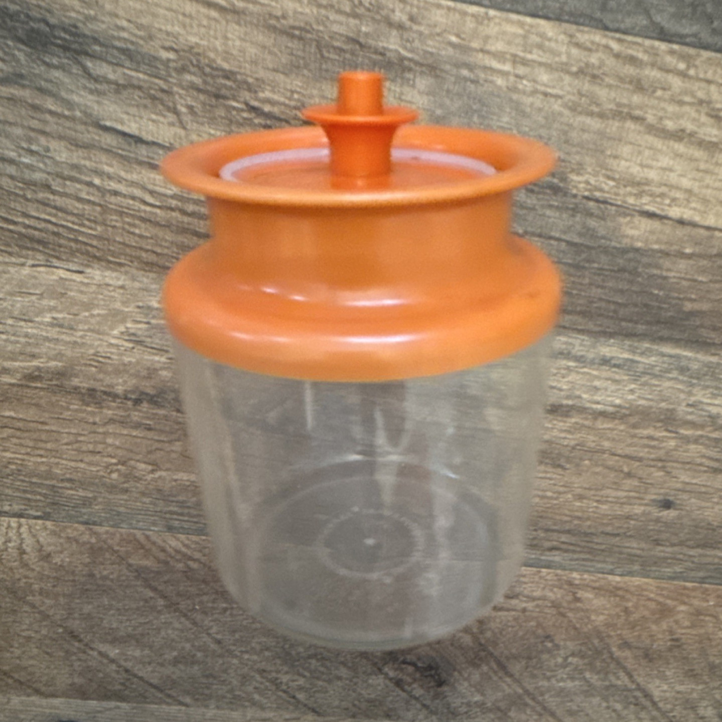 Tupperware Orange/Clear Plastic Round Food Storage Container Snap Lid 1477-2