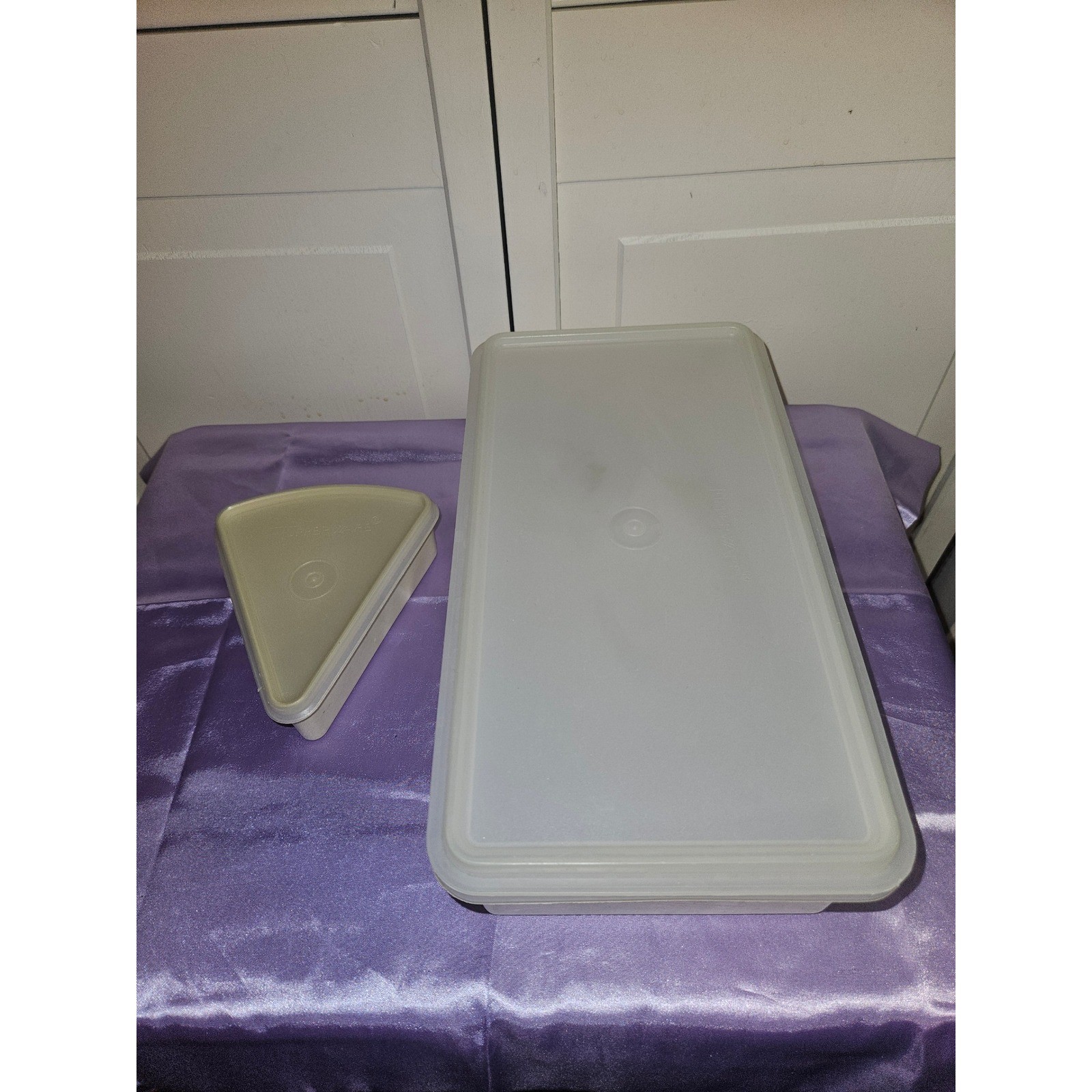 Vintage Tupperware Bread Keeper and Pie Slice Wedge Container Set White 2pc