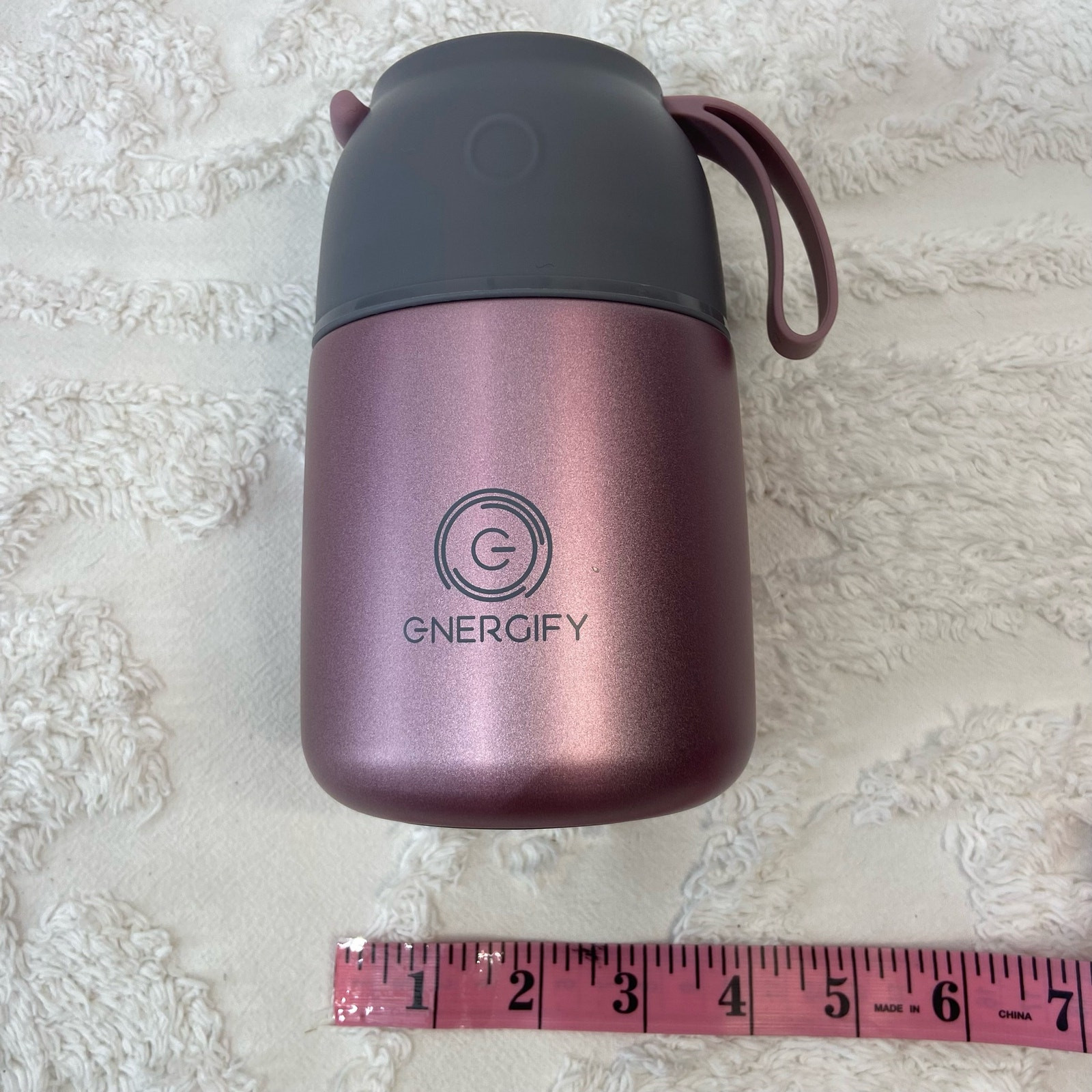 GNERGIFY Double Wall Vacuum Food Jar Thermos w/ Folding Spoon & Bag 22 oz Purple