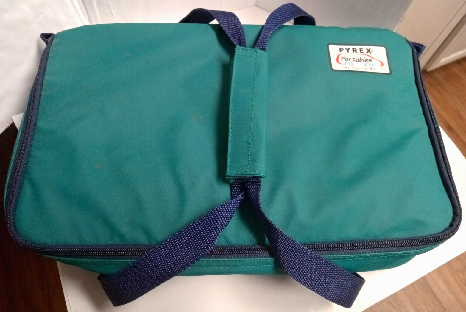Pyrex Portables The Way to Go 11 x 7 x 1.5IN