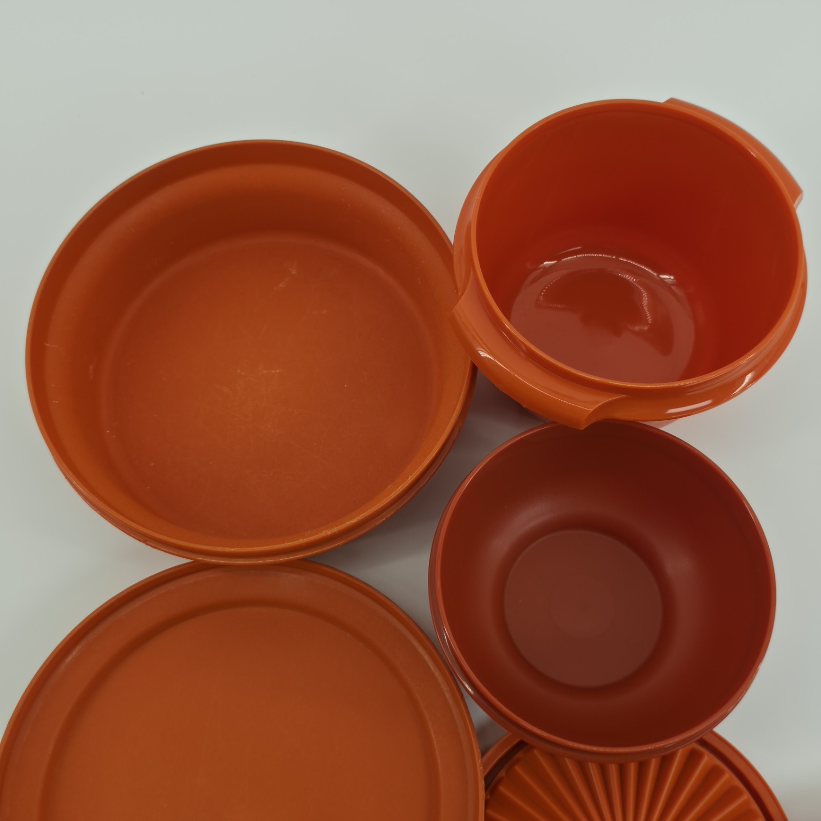 Tupperware Seal N Serve Bowls Lids Set of 3 Orange #886, #1268, #1436 Vintage
