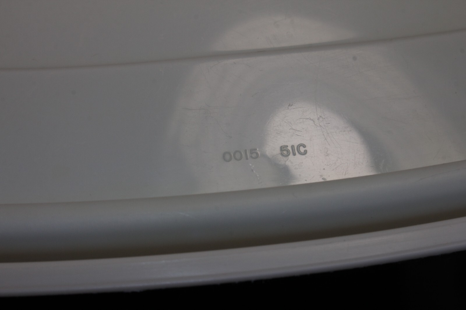 Vintage Rubbermaid Servin Saver #4 Square Lid 0015 Replacement Snap Cover 10.25″