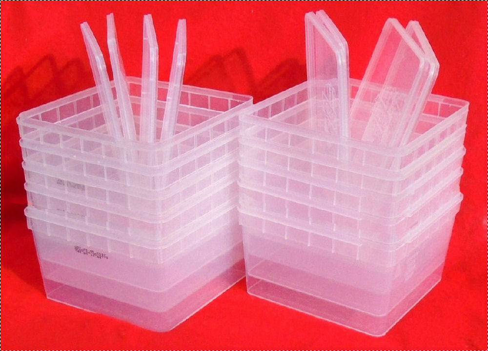 10 FurstGroup Clear Plastic Containers 5″x7¼”x7¼” + 10 Snap-On Lids