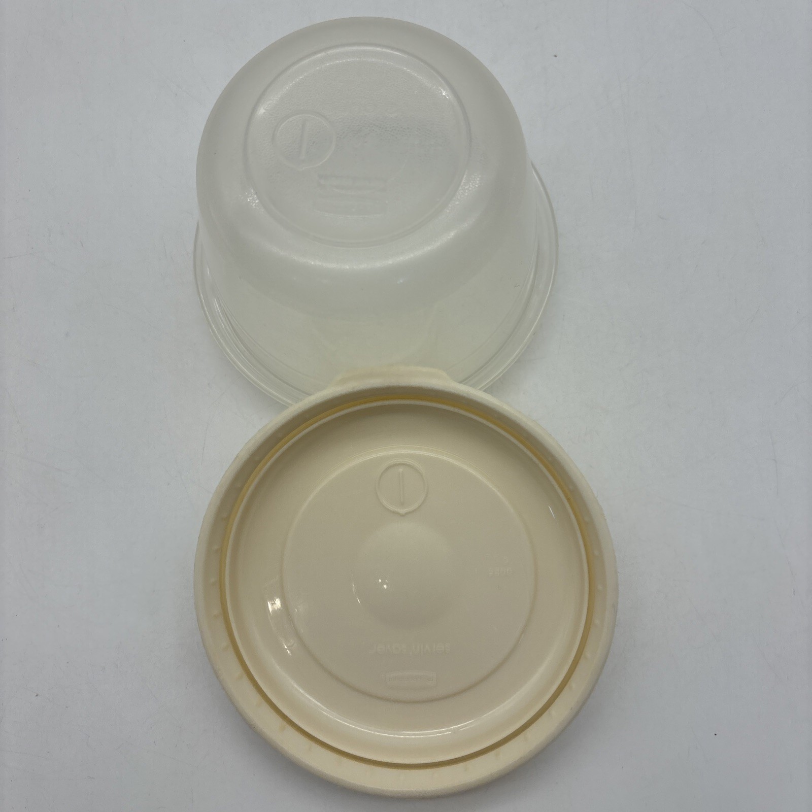 SET OF 12 – VTG. RUBBERMAID SERVIN SAVER – CONTAINERS & LIDS Mult Size Shape