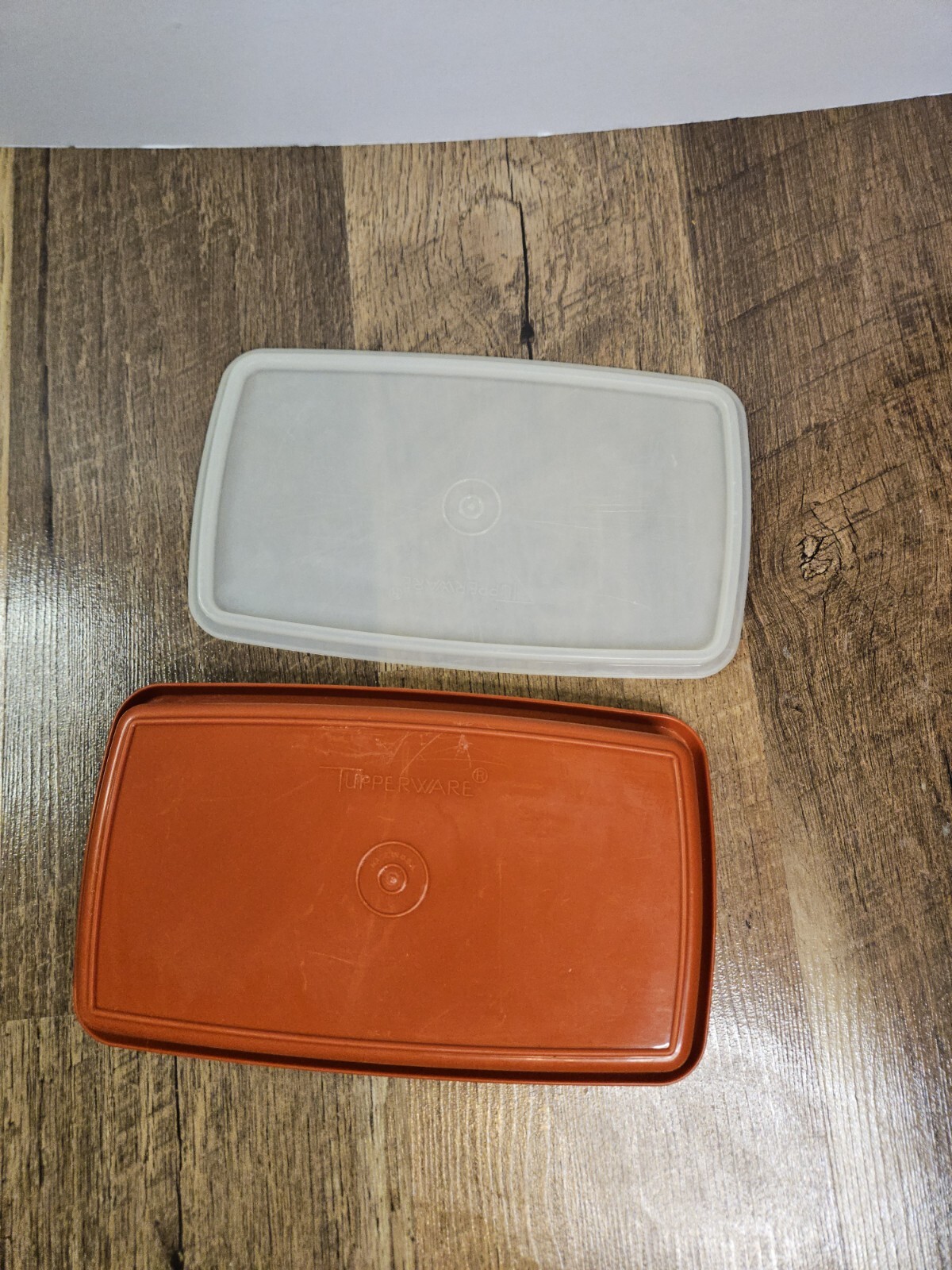 Tupperware 816-20 Paprika Red Rectangular Storage Container w/ Clear Lid 9″×5″